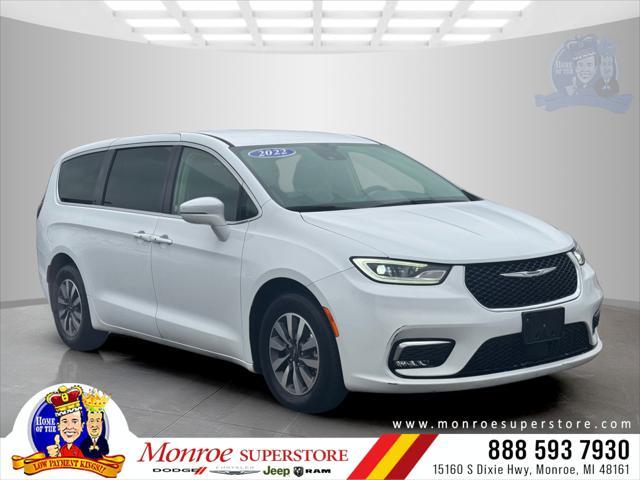 2022 Chrysler Pacifica Hybrid