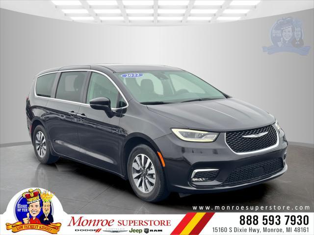 2022 Chrysler Pacifica Hybrid