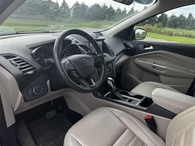 Photo of 2019 Agate Black Metallic Ford Escape