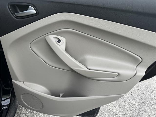 Photo of 2019 Agate Black Metallic Ford Escape