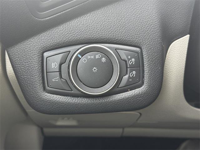 Photo of 2019 Agate Black Metallic Ford Escape