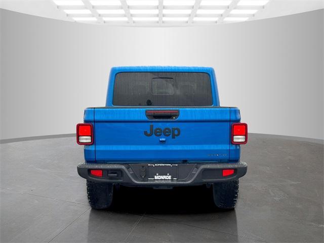 Photo of 2025 Hydro Blue Pearlcoat Jeep Gladiator