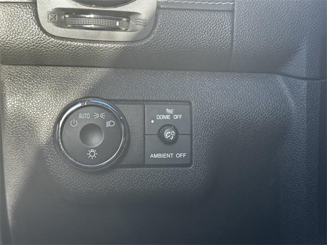 Photo of 2017 White Frost Tricoat Buick Enclave