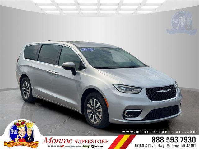 2023 Chrysler Pacifica Hybrid