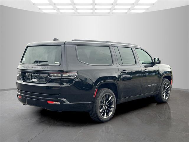 Photo of 2024 Diamond Black Crystal Pearlcoat Jeep Grand Wagoneer L