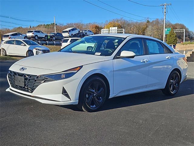 2022 Hyundai Elantra