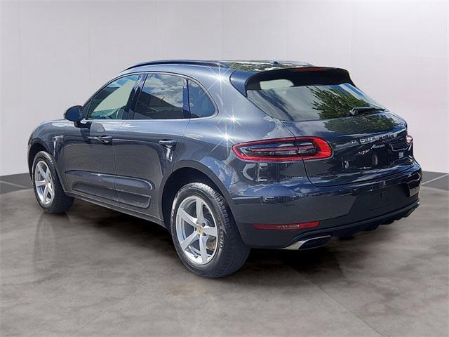 Photo of 2017 Grey Porsche Macan