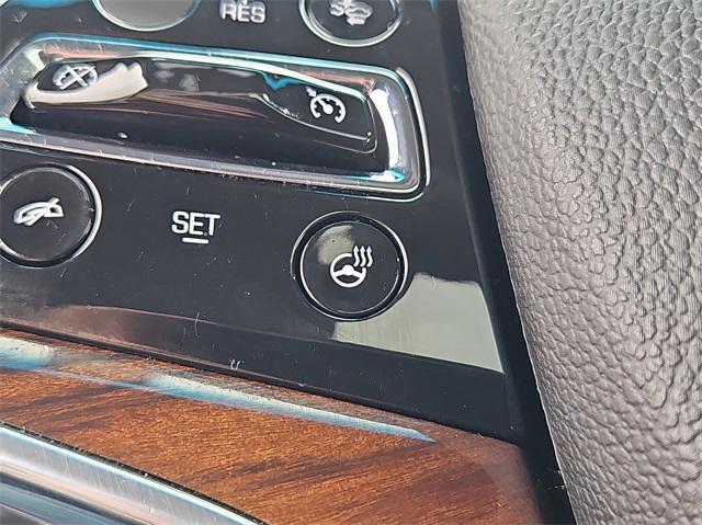Photo of 2020 Crystal White Tricoat Cadillac Escalade