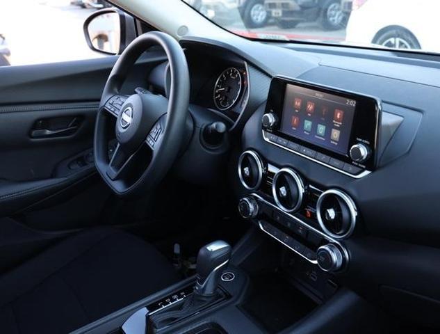 Photo of 2025 Gun Metallic Nissan Sentra