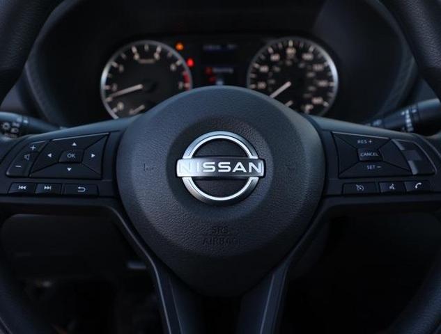 Photo of 2025 Gun Metallic Nissan Sentra