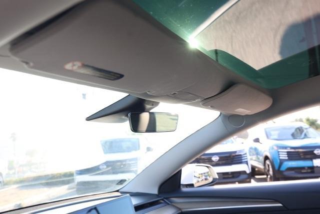 Photo of 2021 Pearl White Multi Tesla Model 3