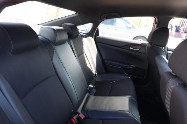 Photo of 2019 Rallye Red Honda Civic