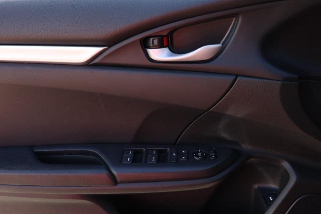 Photo of 2019 Rallye Red Honda Civic