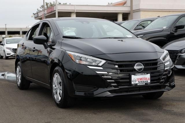 Photo of 2025 Black Nissan Versa
