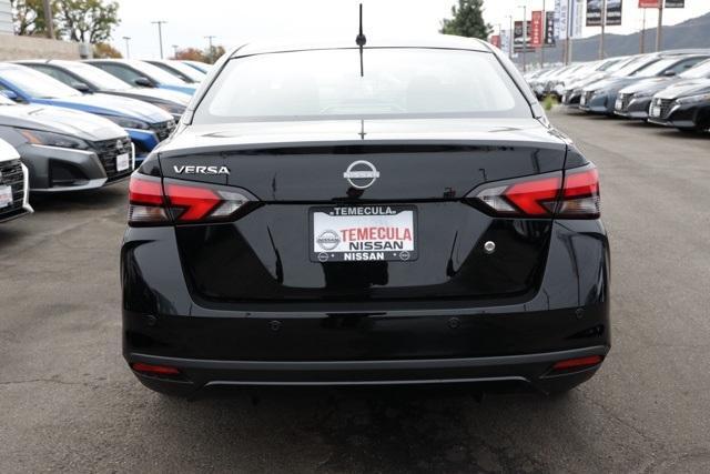 Photo of 2025 Black Nissan Versa