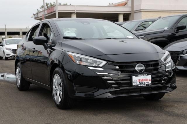 Photo of 2025 Black Nissan Versa