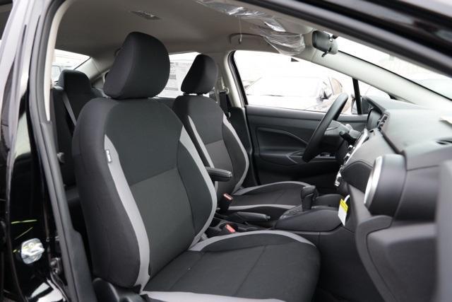 Photo of 2025 Black Nissan Versa
