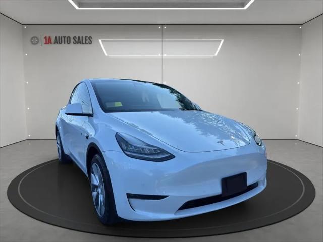 Photo of 2020 Pearl White Multi-Coat Tesla Model Y