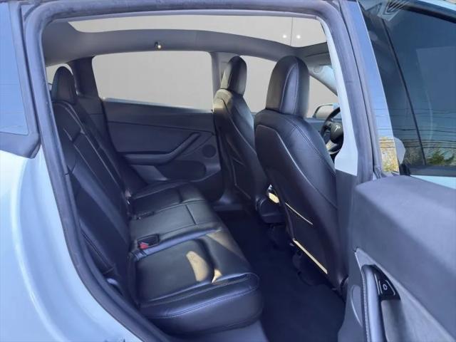 Photo of 2020 Pearl White Multi-Coat Tesla Model Y