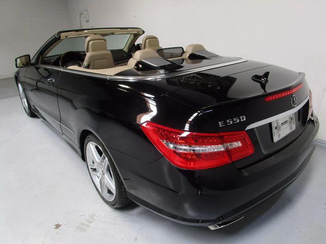 Photo of 2013 Black Mercedes-Benz E-Class