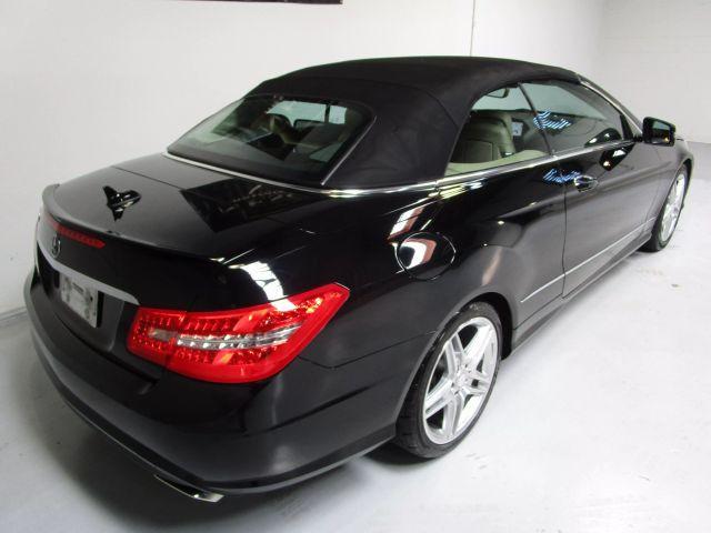 Photo of 2013 Black Mercedes-Benz E-Class