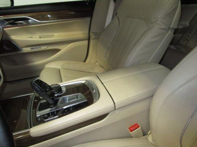 Photo of 2017 Black Sapphire Metallic BMW 740