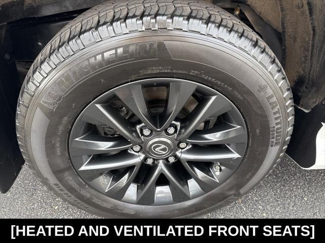 Photo of 2023 White Pearl Lexus GX 460