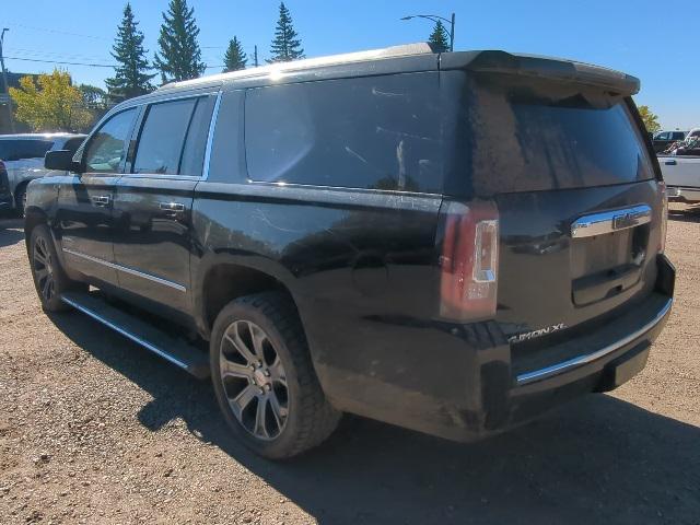 Photo of 2017 Onyx Black GMC Yukon XL