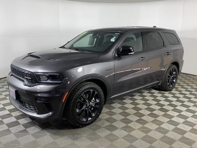 Photo of 2021 Granite Metallic Clearcoat Dodge Durango
