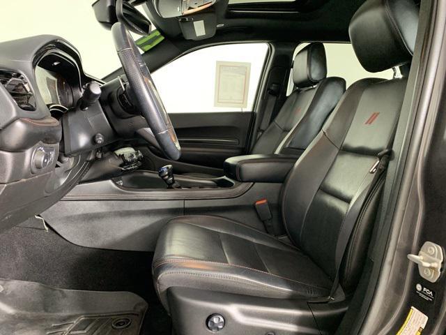 Photo of 2021 Granite Metallic Clearcoat Dodge Durango