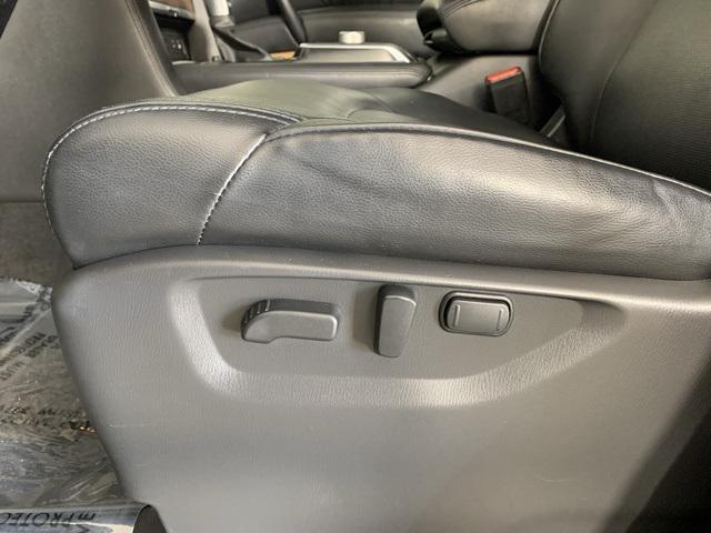 Photo of 2023 Super Black Nissan Armada