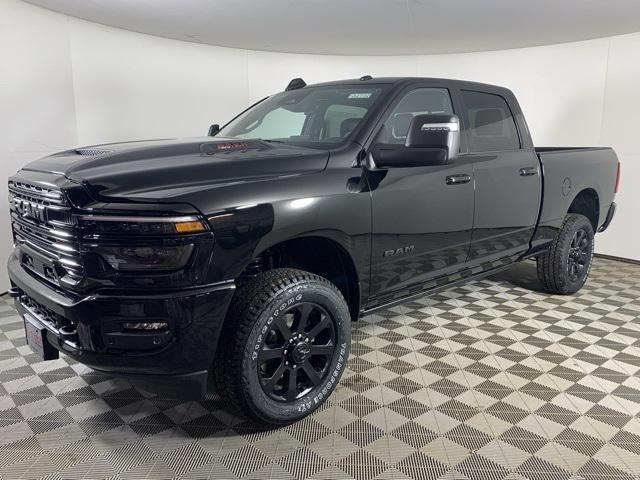 Photo of 2025 Diamond Black Crystal Pearlcoat RAM 2500