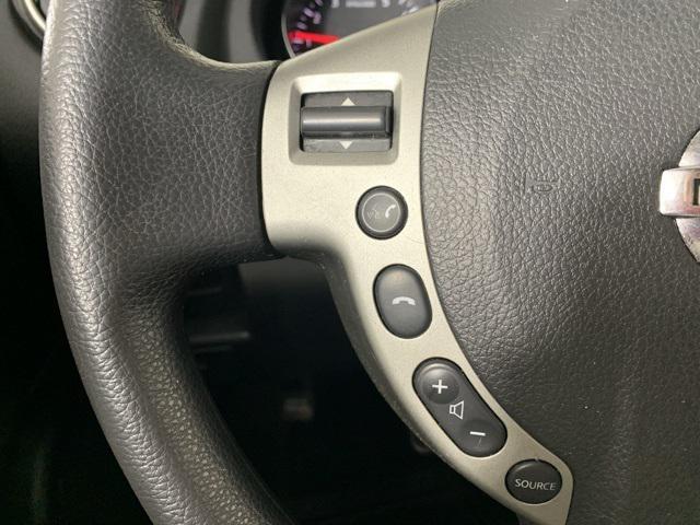 Photo of 2013 Platinum Graphite Metallic Nissan Rogue