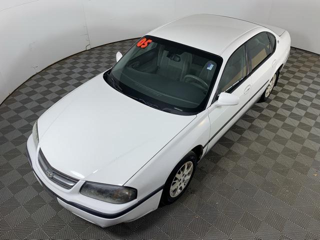 Photo of 2005 White Chevrolet Impala