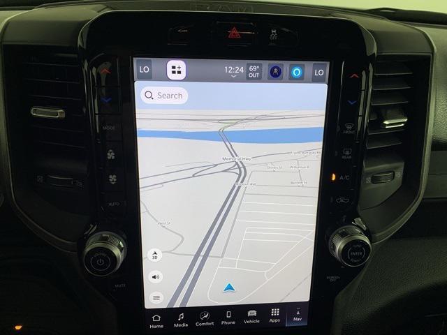 Photo of 2025 Bright White RAM 2500