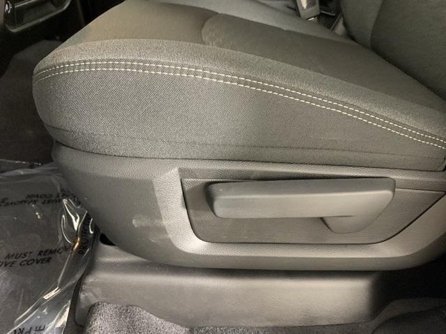 Photo of 2025 Bright White RAM 2500