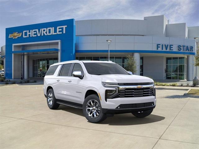 Photo of 2025 Iridescent Pearl Tricoat Chevrolet Suburban