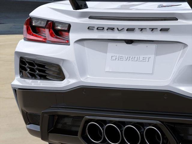 Photo of 2025 Arctic White Chevrolet Corvette
