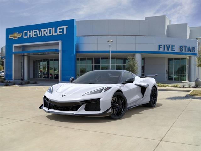 Photo of 2025 Arctic White Chevrolet Corvette