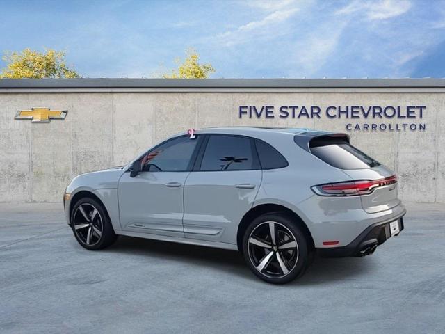 Photo of 2024 Chalk Porsche Macan