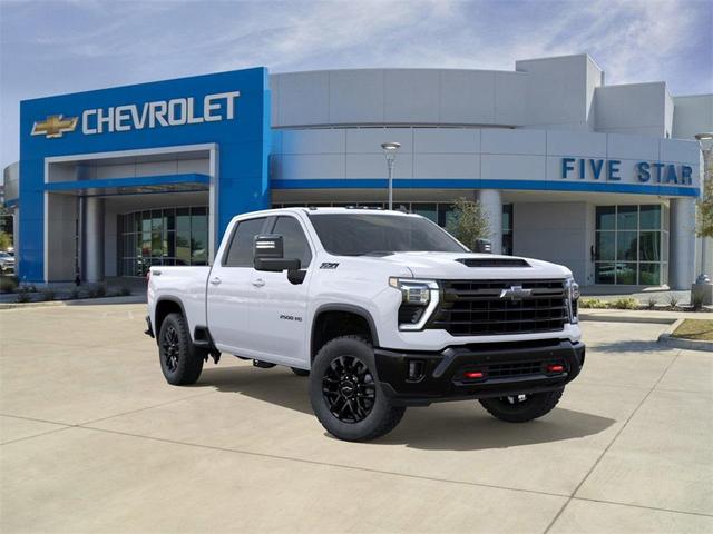Photo of 2025 Summit White Chevrolet Silverado 2500