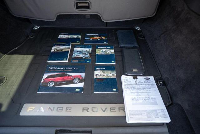Photo of 2006 Bonatti Gray Land Rover Range Rover Sport