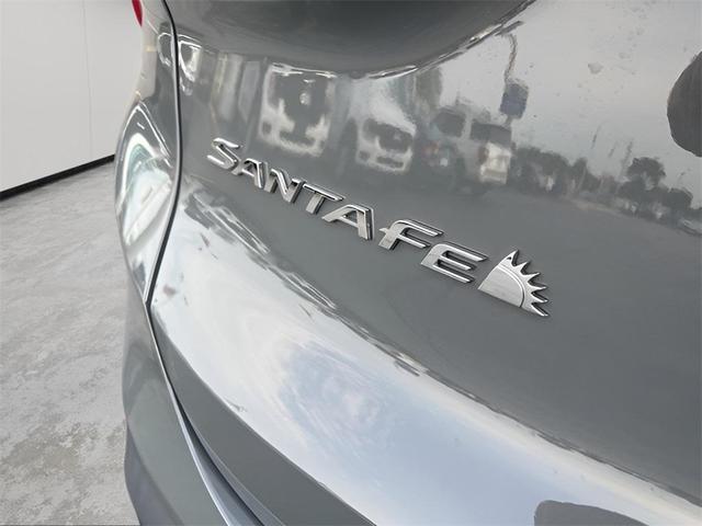 Photo of 2023 Hampton Gray Hyundai SANTA FE