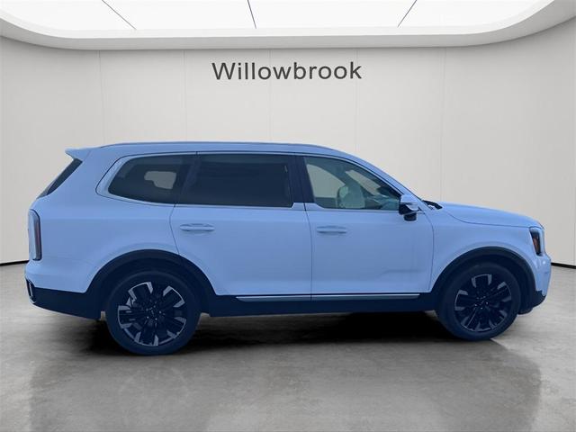 Photo of 2023 Glacial White Pearl Kia Telluride