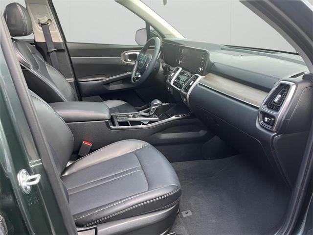 Photo of 2023 Aruba Green Kia Sorento