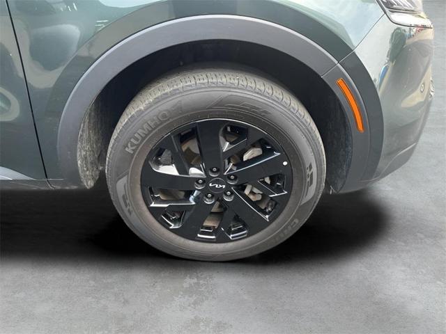 Photo of 2023 Aruba Green Kia Sorento