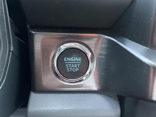 Photo of 2023 Black Metallic Ford F-250