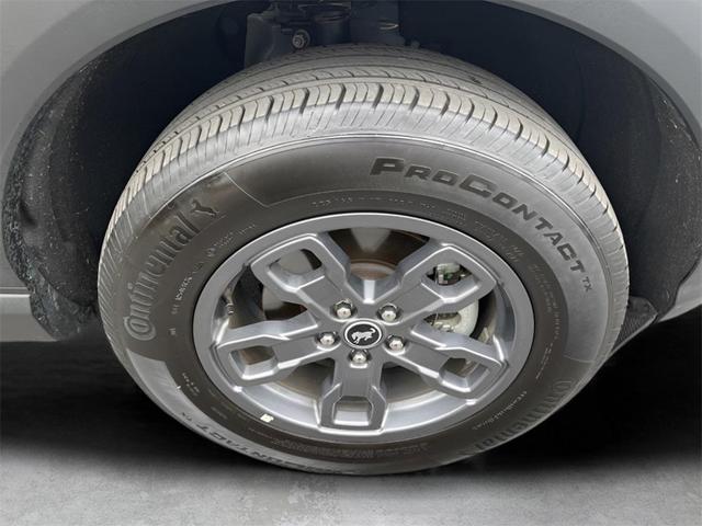 Photo of 2024 Gray Metallic Ford Bronco Sport