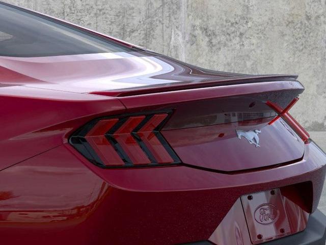 Photo of 2025 Molten Ford Mustang