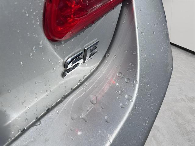 Photo of 2011 Classic Silver Metallic Toyota Camry